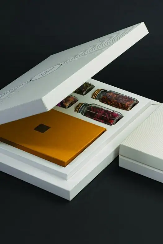 ست هدیه بهاره 1404