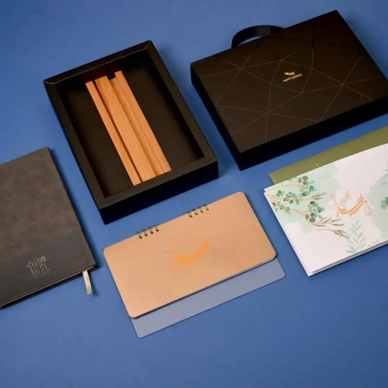 ست هدیه فاخر 1404 ست هدیه فاخر 1404