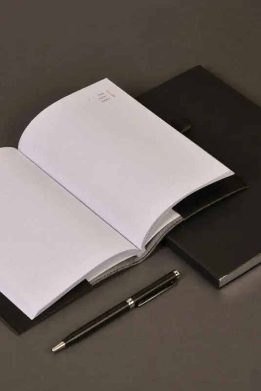 ست هدیه پاریس 1404 ست هدیه پاریس 1404