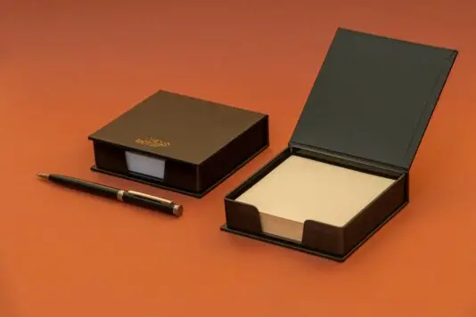 دفترچه یادداشت برنا 1404 دفترچه یادداشت برنا 1404